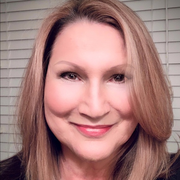 Meet your Posher, Kristi - Picture 3 of 11